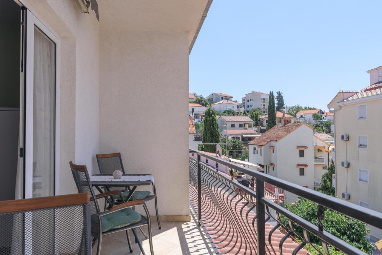 Apartmani Suki Trogir Buitenkant foto