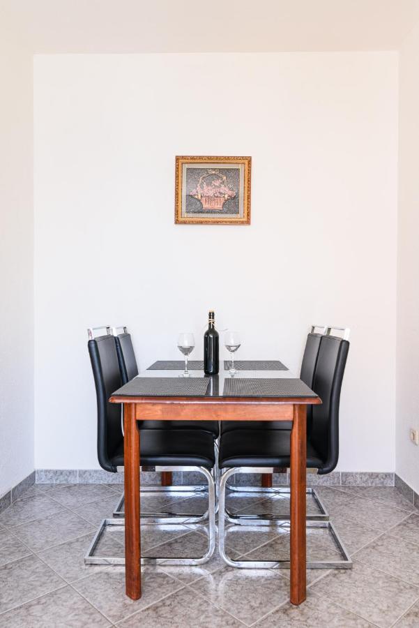 Apartmani Suki Trogir Buitenkant foto